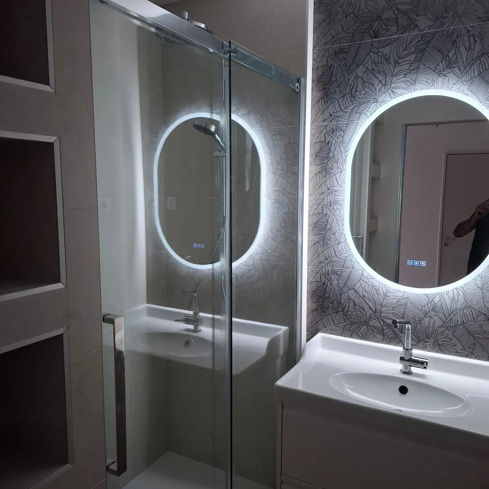 Rénovation salle de bain 3 m² à Meyzieu — douche italienne et meuble suspendu - Image 8